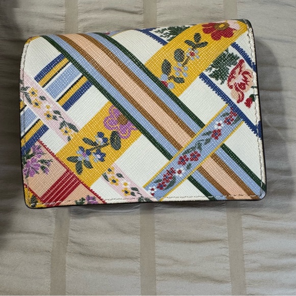 Tory Burch Emerson Mini Wallet - Picture 2 of 4